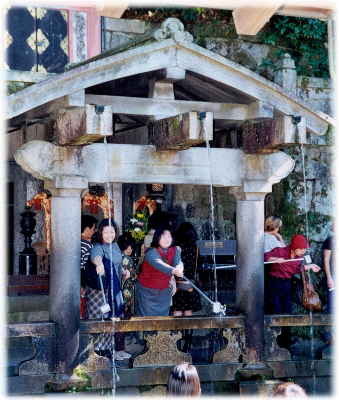 Drinking1, Kyoto Japan.jpg